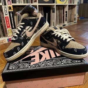 Nike Travis Scott dunks